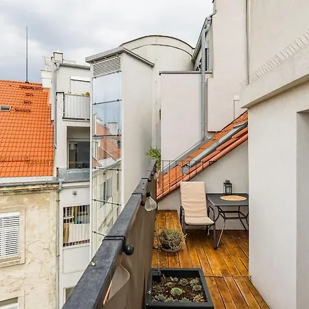 Apartment Urban Oasis Bratislava