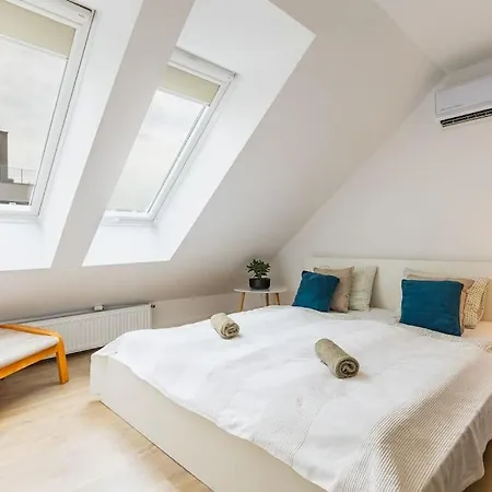 Urban Oasis Apartment Bratislava